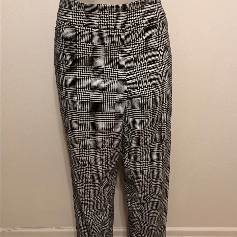 Women’s Plus 3X Dress Pant Black/Ivory Plaid